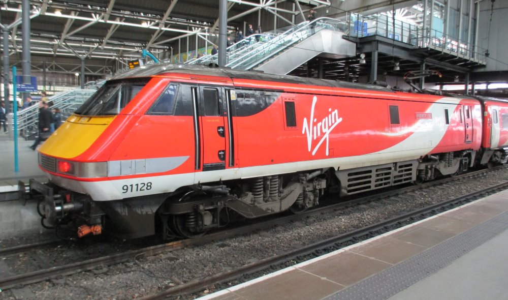 91128 Electra Class 91 Electric locomotive Intercity 225