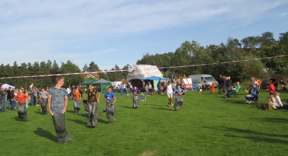 Castleton. Show 2020 Castleton Show 2007 2008 2010 2011 2019 North Yorkshire tourist ...