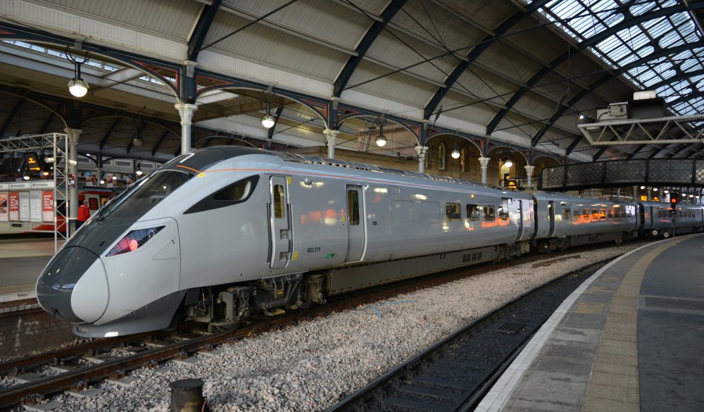 Britih Rail Class 802 bi-mode multiple units 5-car 9-car electro-diesel ...